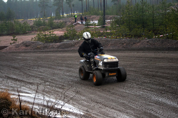 Ruohonleikkureiden 3h kest�vyysajot 05.04.2008