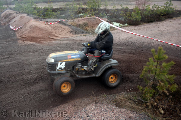 Ruohonleikkureiden 3h kest�vyysajot 05.04.2008