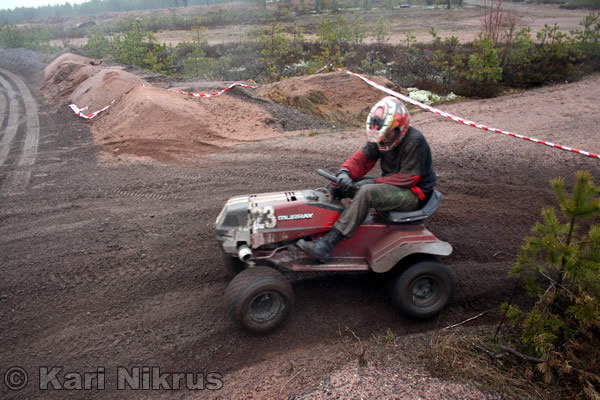 Ruohonleikkureiden 3h kest�vyysajot 05.04.2008