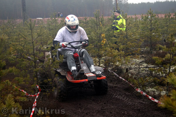 Ruohonleikkureiden 3h kest�vyysajot 05.04.2008