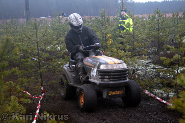 Ruohonleikkureiden 3h kest�vyysajot 05.04.2008