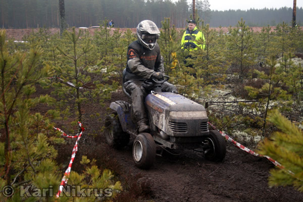 Ruohonleikkureiden 3h kest�vyysajot 05.04.2008