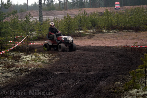 Ruohonleikkureiden 3h kest�vyysajot 05.04.2008