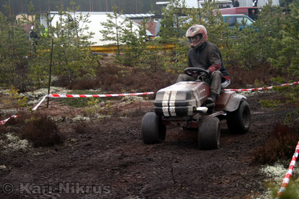 Ruohonleikkureiden 3h kest�vyysajot 05.04.2008
