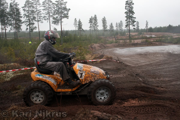 Ruohonleikkureiden 3h kest�vyysajot 05.04.2008