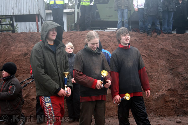 Ruohonleikkureiden 3h kest�vyysajot 05.04.2008
