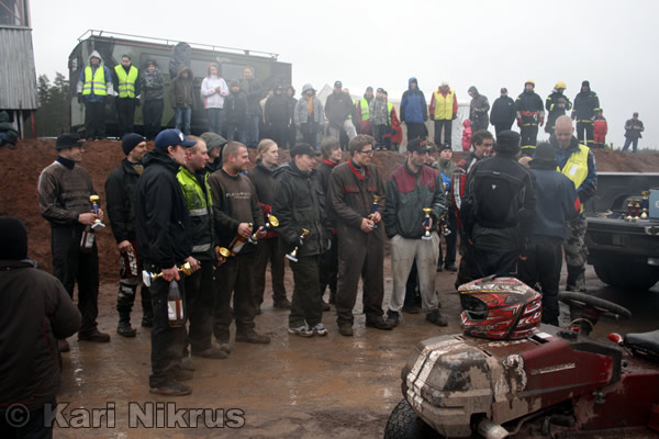Ruohonleikkureiden 3h kest�vyysajot 05.04.2008