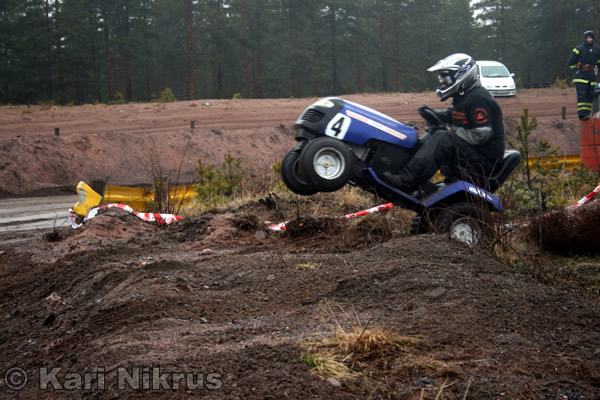 Ruohonleikkureiden 3h kest�vyysajot 05.04.2008