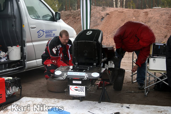 Ruohonleikkureiden 3h kest�vyysajot 05.04.2008
