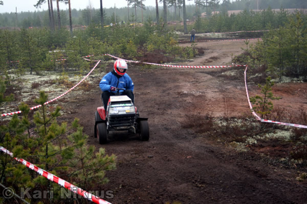 Ruohonleikkureiden 3h kest�vyysajot 05.04.2008