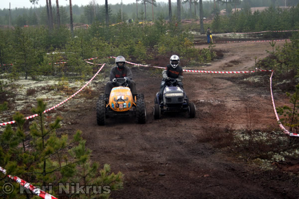 Ruohonleikkureiden 3h kest�vyysajot 05.04.2008