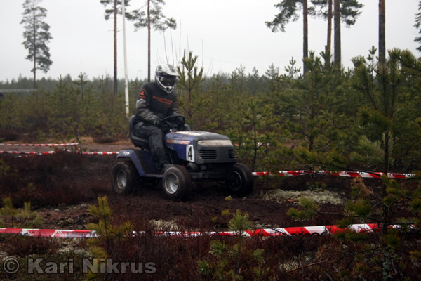 Ruohonleikkureiden 3h kest�vyysajot 05.04.2008