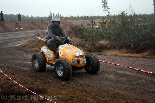 Ruohonleikkureiden 3h kest�vyysajot 05.04.2008