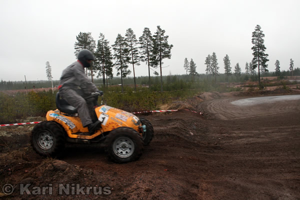 Ruohonleikkureiden 3h kest�vyysajot 05.04.2008