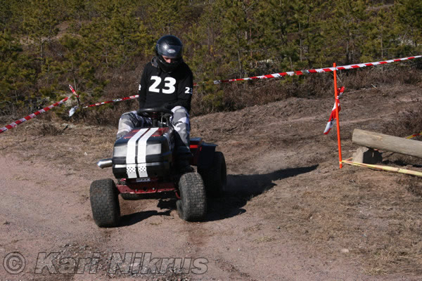 Ruohonleikkureiden 3h kest�vyysajot 18.04.2009