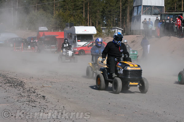 Ruohonleikkureiden 3h kest�vyysajot 18.04.2009