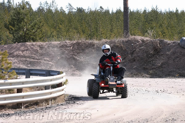 Ruohonleikkureiden 3h kest�vyysajot 18.04.2009