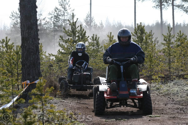 Ruohonleikkureiden 3h kest�vyysajot 18.04.2009