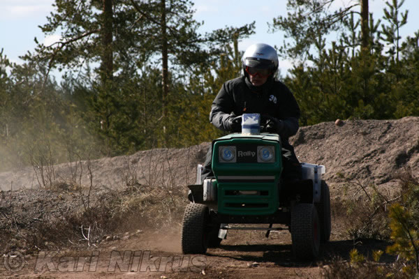 Ruohonleikkureiden 3h kest�vyysajot 18.04.2009