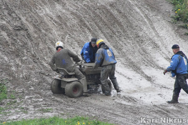 Ruohonleikkureiden 3h kest�vyysajot 26.5.2007