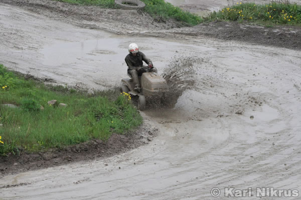 Ruohonleikkureiden 3h kest�vyysajot 26.5.2007