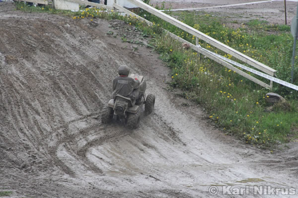 Ruohonleikkureiden 3h kest�vyysajot 26.5.2007