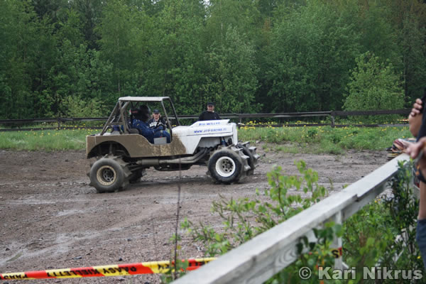 Ruohonleikkureiden 3h kest�vyysajot 26.5.2007