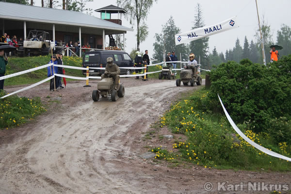 Ruohonleikkureiden 3h kest�vyysajot 26.5.2007
