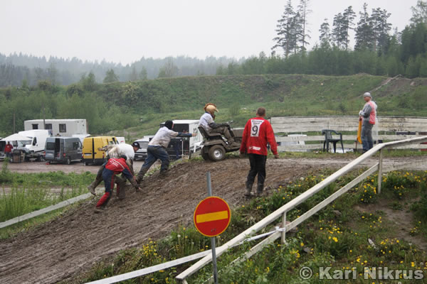Ruohonleikkureiden 3h kest�vyysajot 26.5.2007