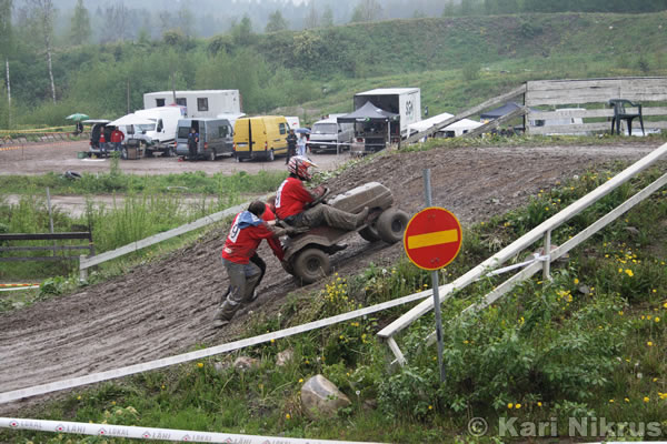 Ruohonleikkureiden 3h kest�vyysajot 26.5.2007
