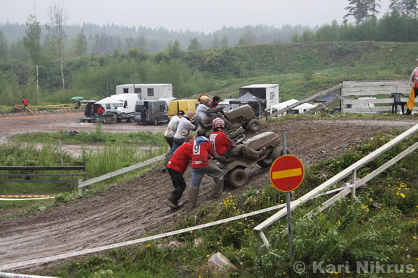Ruohonleikkureiden 3h kest�vyysajot 26.5.2007