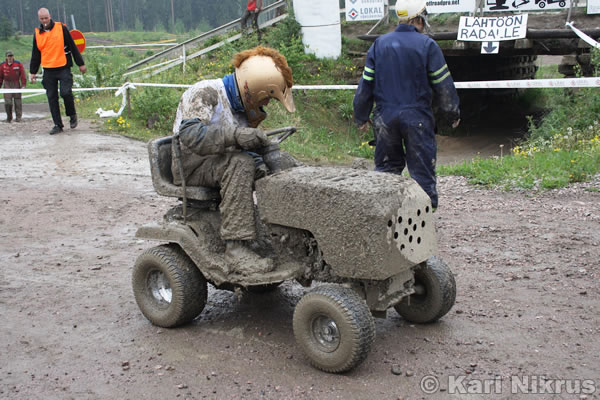 Ruohonleikkureiden 3h kest�vyysajot 26.5.2007
