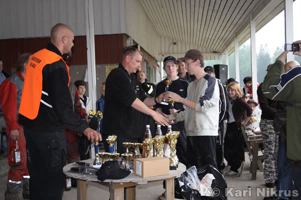 Ruohonleikkureiden 3h kest�vyysajot 26.5.2007