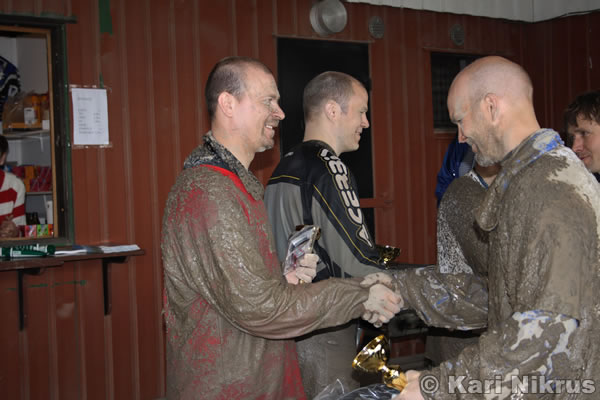Ruohonleikkureiden 3h kest�vyysajot 26.5.2007