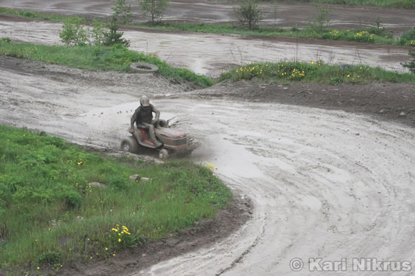 Ruohonleikkureiden 3h kest�vyysajot 26.5.2007