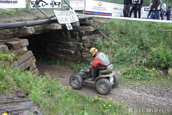Ruohonleikkureiden 3h kest�vyysajot 26.5.2007