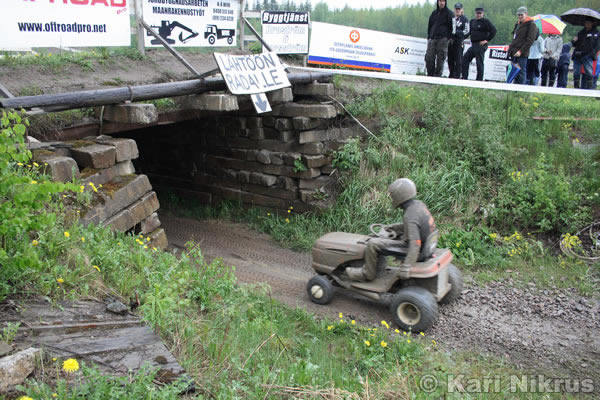 Ruohonleikkureiden 3h kest�vyysajot 26.5.2007