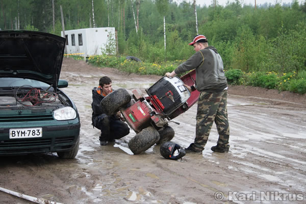 Ruohonleikkureiden 3h kest�vyysajot 26.5.2007