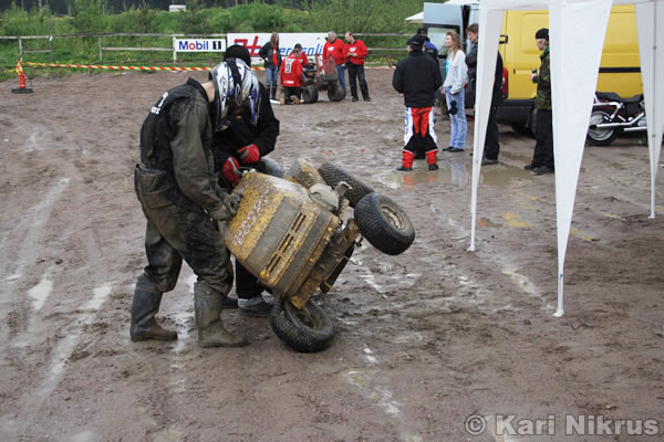 Ruohonleikkureiden 3h kest�vyysajot 26.5.2007
