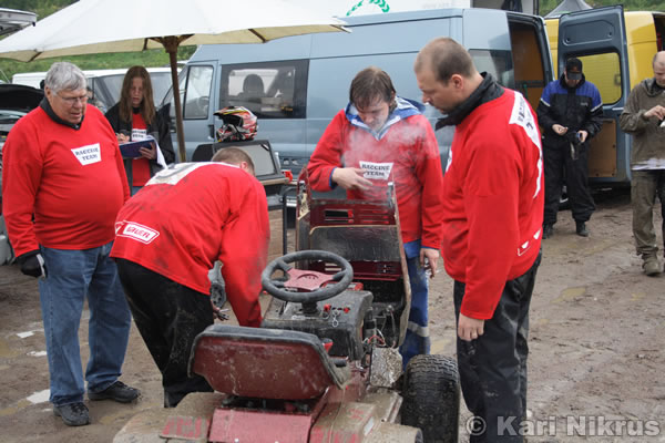 Ruohonleikkureiden 3h kest�vyysajot 26.5.2007