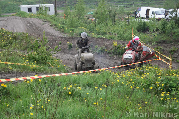 Ruohonleikkureiden 3h kest�vyysajot 26.5.2007