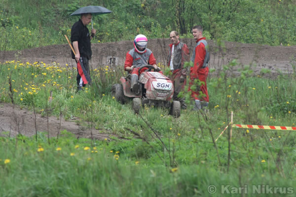 Ruohonleikkureiden 3h kest�vyysajot 26.5.2007