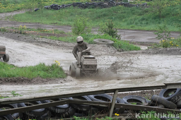 Ruohonleikkureiden 3h kest�vyysajot 26.5.2007