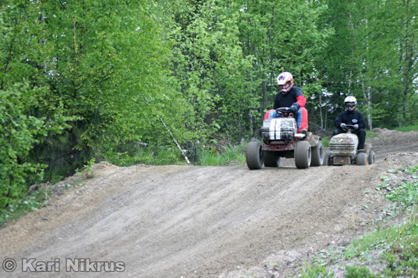 Ruohonleikkureiden 3h kest�vyysajot 18.05.2008