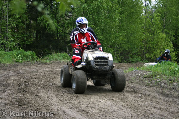 Ruohonleikkureiden 3h kest�vyysajot 18.05.2008