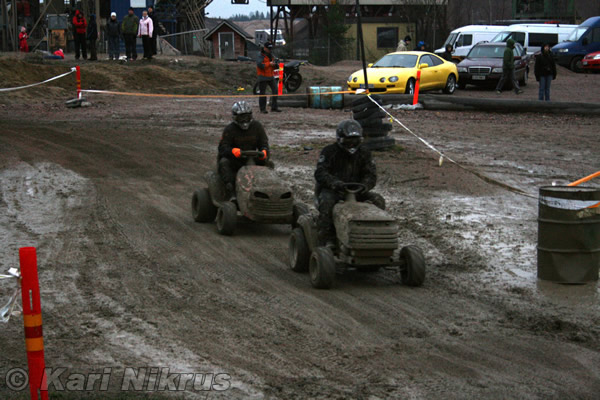 Ruohonleikkureiden 3h kest�vyysajot 8.11.2008