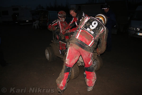 Ruohonleikkureiden 3h kest�vyysajot 8.11.2008
