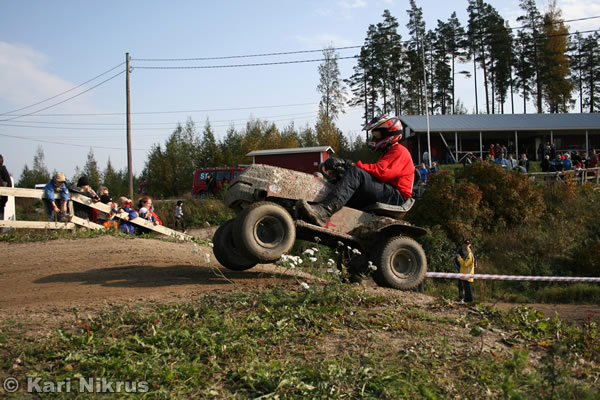 Ruohonleikkureiden 3h SM-kest�vyysajot 29.9.2007