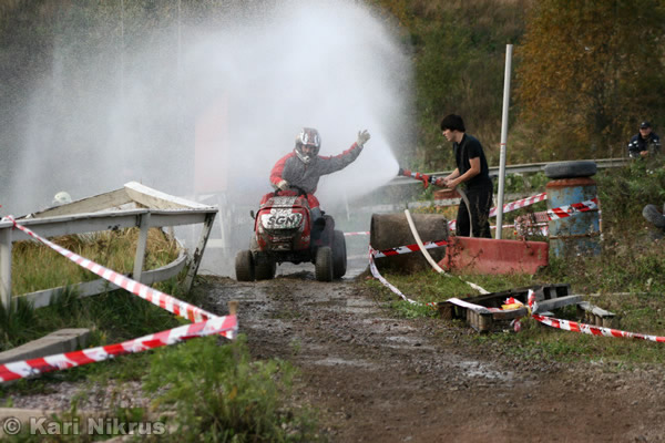 Ruohonleikkureiden 3h SM-kest�vyysajot 29.9.2007