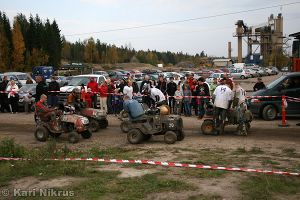 Ruohonleikkureiden 3h SM-kest�vyysajot 29.9.2007